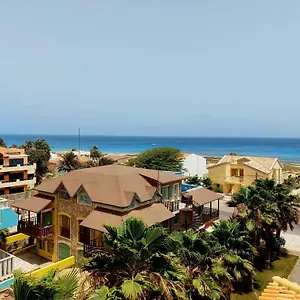 https://branco-sea-holiday-apartments.cape-verdehotels.com
